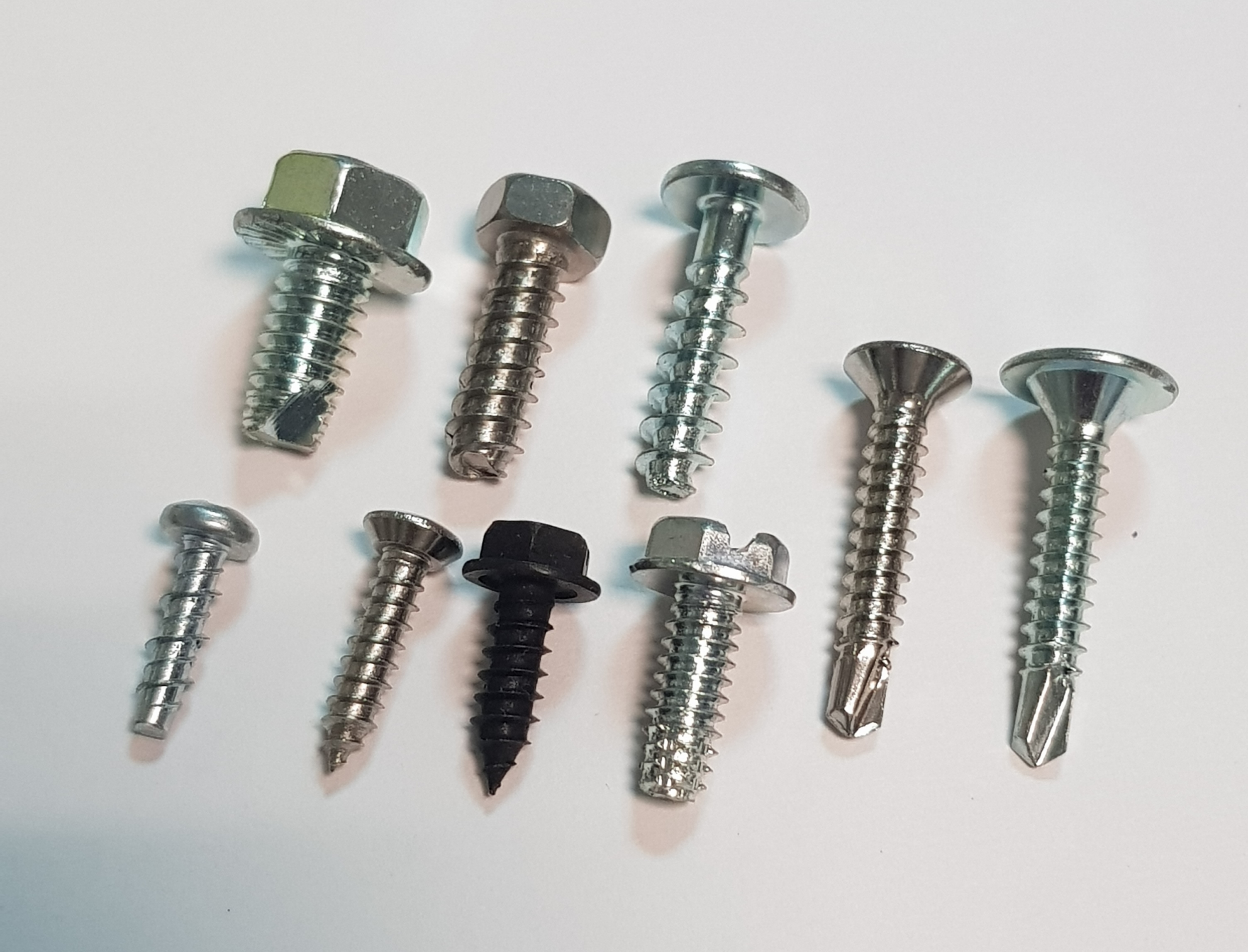 Self-tapping screws various heads